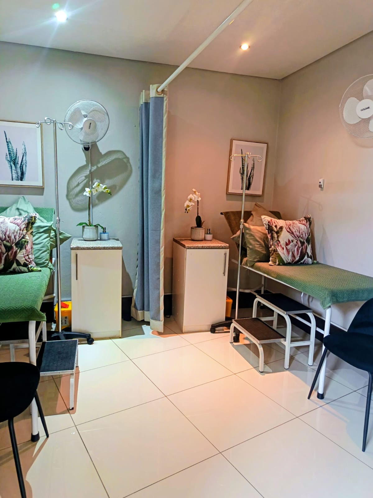 Patient recovery and observation space
